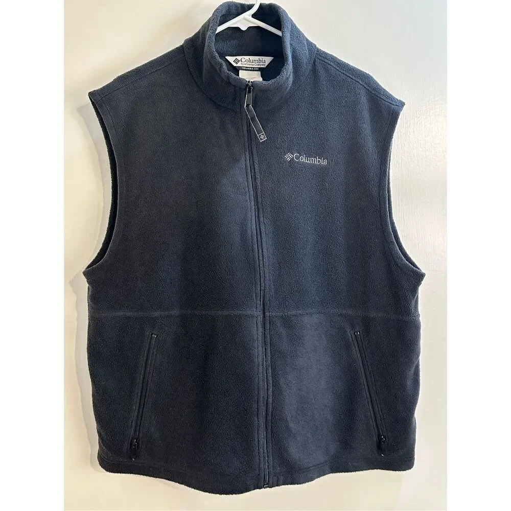 Columbia size L men’s Cathedral Peak vest - charcoal gray